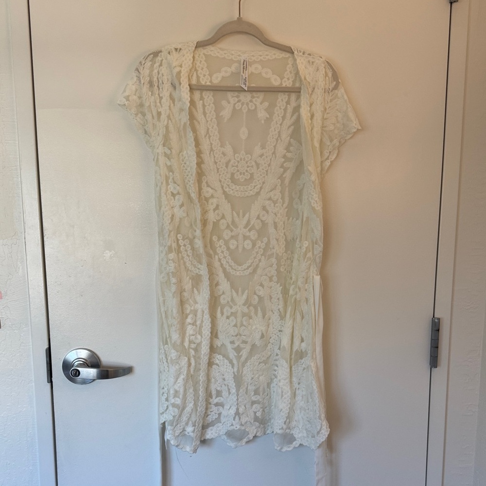 Flora Nikrooz Cream Lace Cover-Up